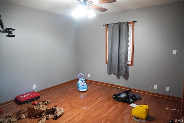 unfurnished room featuring wood-type flooring and ceiling fan