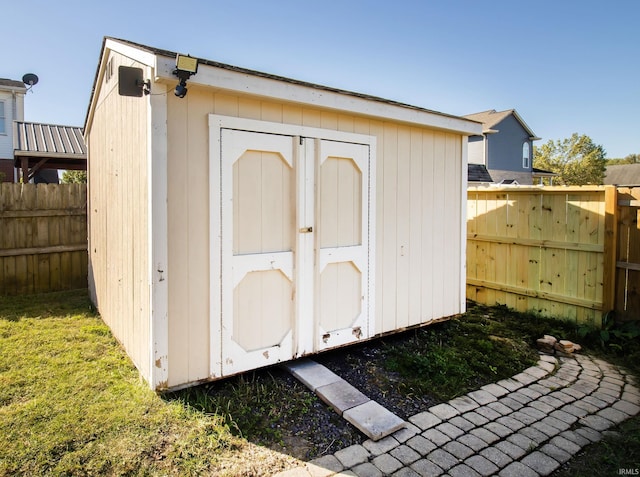 view of outbuilding