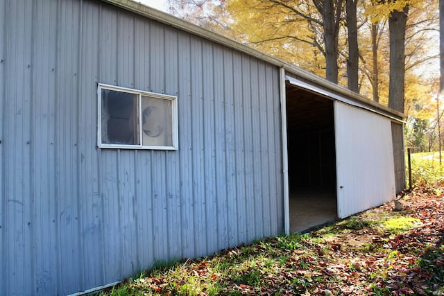 view of outdoor structure