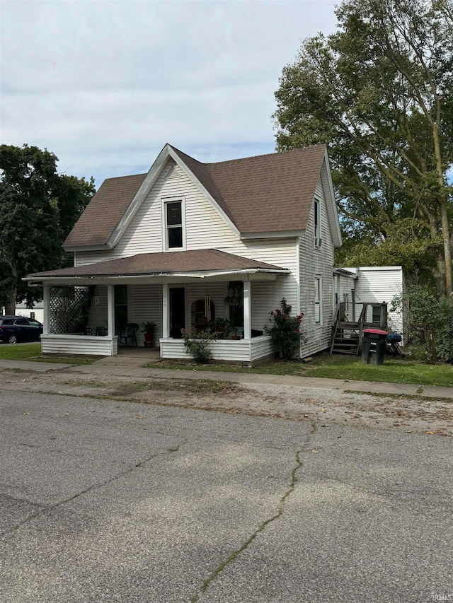 view of front of house with covered porch