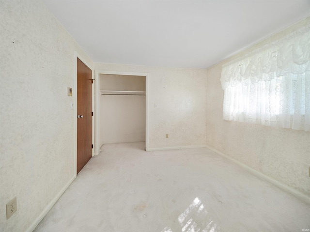 bedroom with a closet