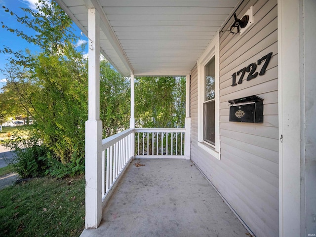 view of patio featuring covered porch