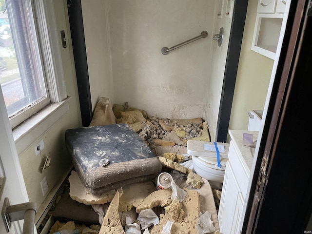 1002 High St, Logansport, IN 46947 - interior space