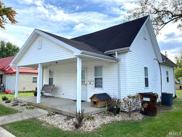 79 SW E St, Linton IN, 47441, 2 bedrooms, 1 bath house for sale