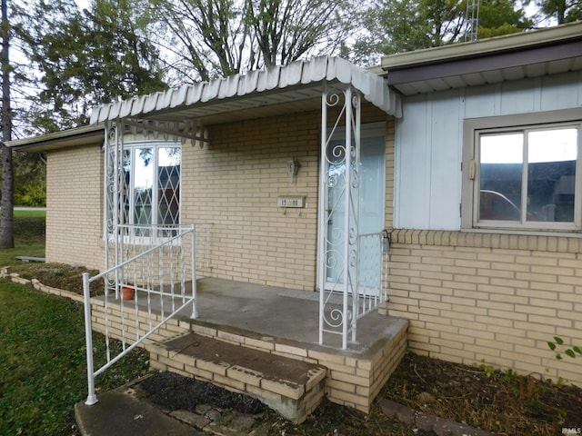 view of entrance to property