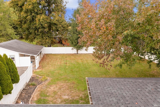 view of yard with a patio area