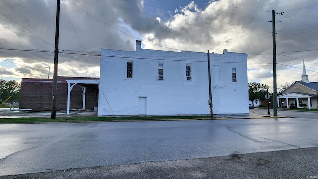 view of building exterior