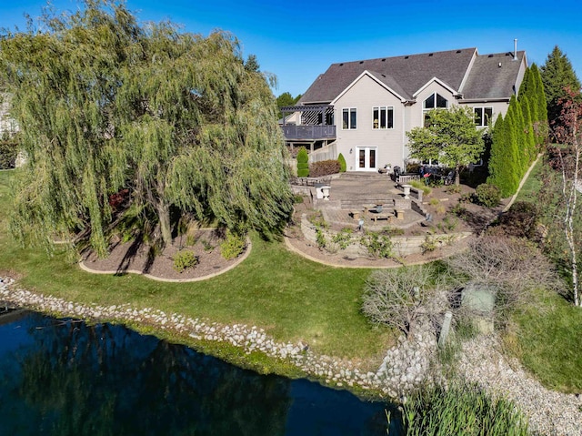 bird's eye view featuring a water view