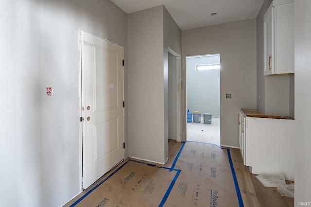 18609 Bracken Fern Ct, South Bend, IN 46637 - view of hallway