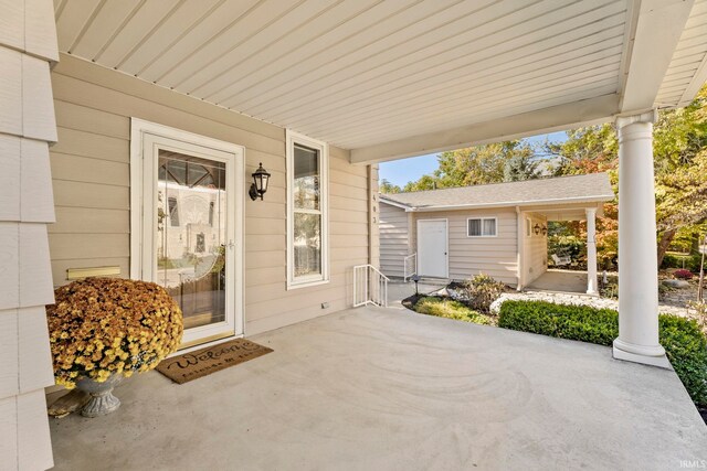 view of patio featuring covered porch