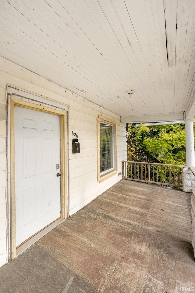 deck with covered porch