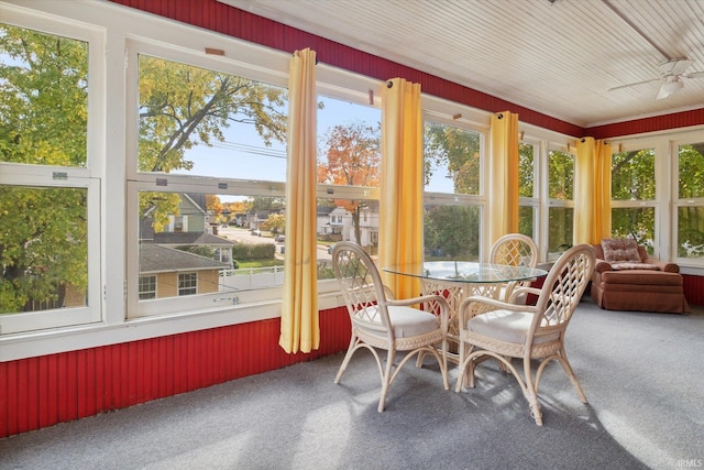 1025 W Lincolnway, Mishawaka, IN 46545 - sunroom featuring carpet floors