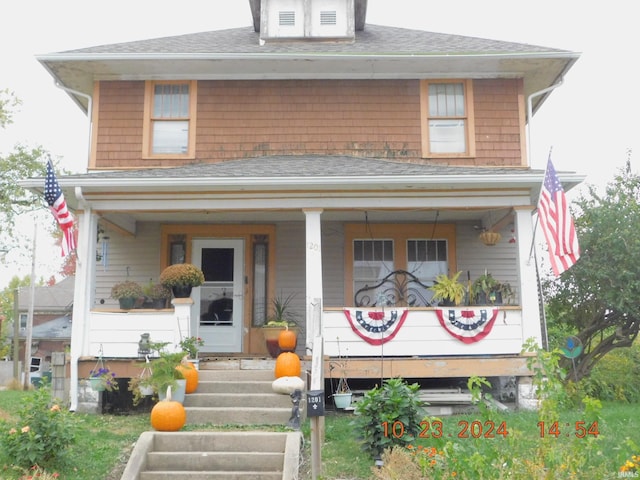 view of front of home featuring a porch