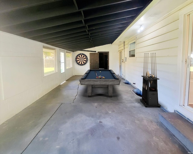 view of patio featuring an outdoor fire pit