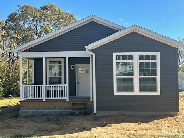 view of front of house featuring covered porch