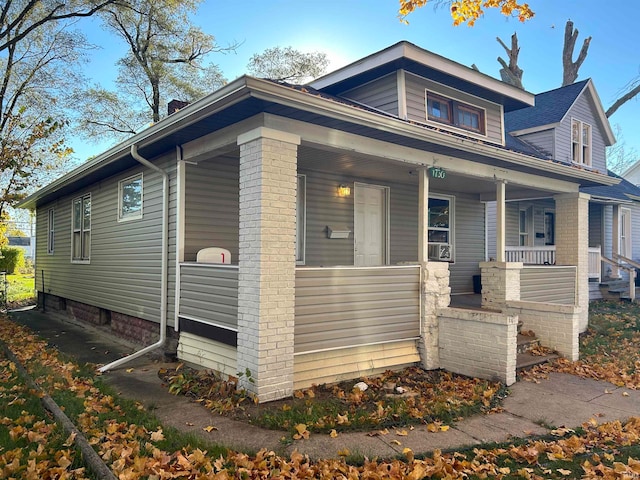 view of front of property with covered porch