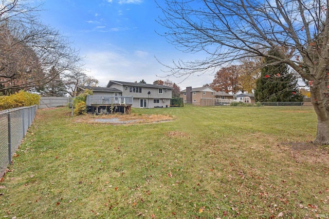 exterior space featuring a yard