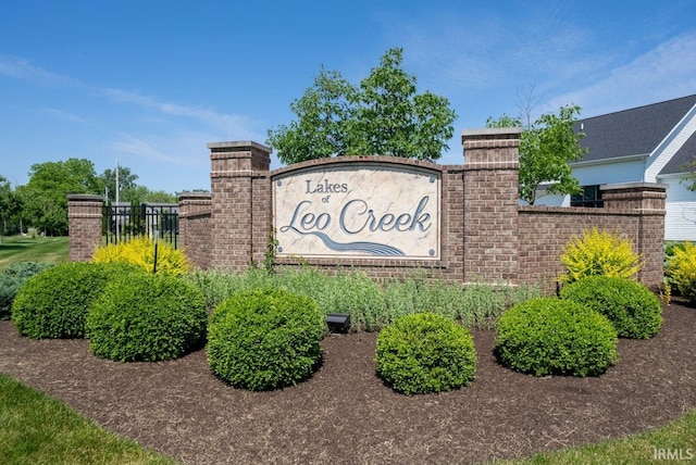 Listing photo 3 for 15493 Annabelle Pl Unit 63, Leo IN 46765