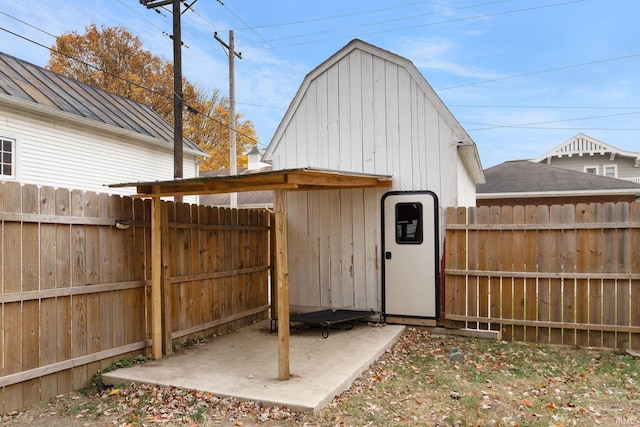 view of outbuilding