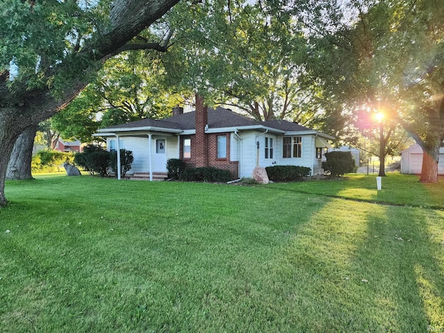 exterior space featuring a yard