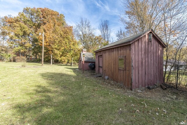 8126 Coldwater Rd, Fort Wayne, IN 46825 - view of outdoor structure