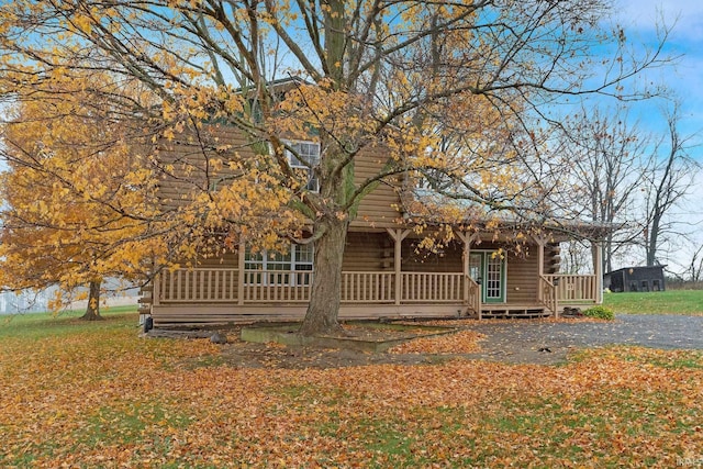 view of front of home featuring a porch