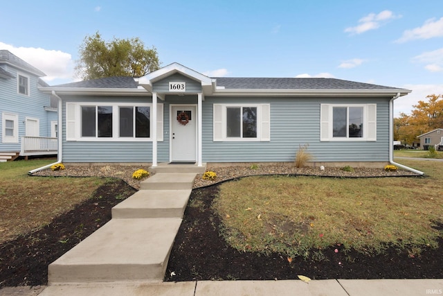 view of front of house with a front yard