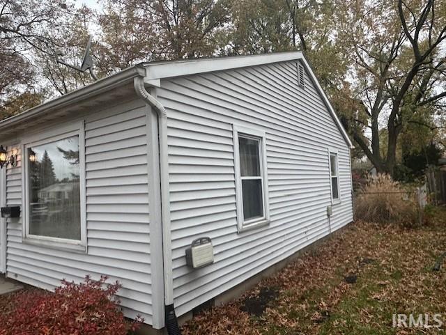 view of side of property