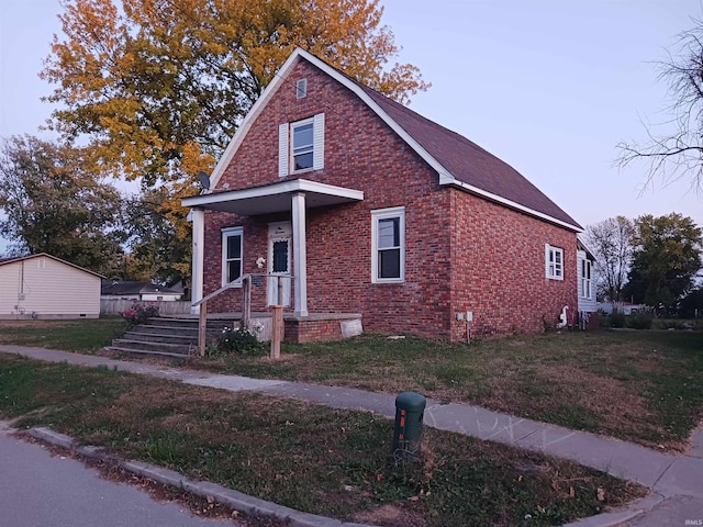 view of front of property featuring a porch