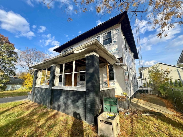 view of home's exterior