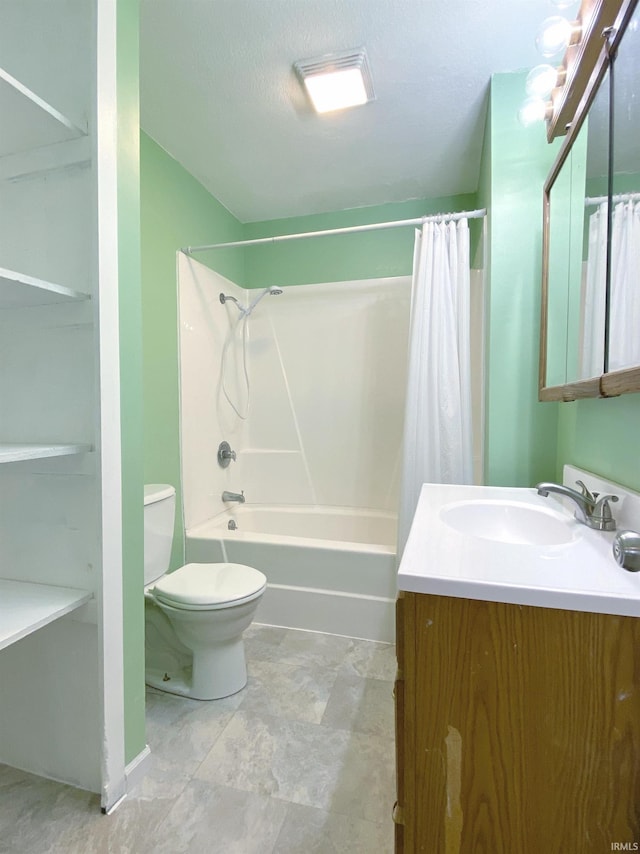 full bathroom with vanity, toilet, and shower / tub combo