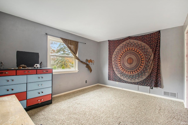 bedroom with carpet