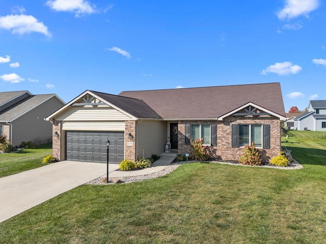 view of front facade featuring a garage and a front yard