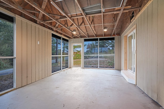 misc room featuring concrete flooring