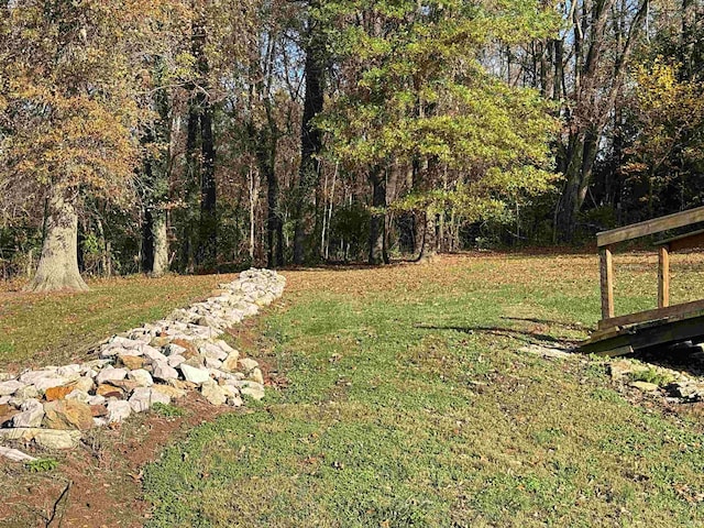 606 S 150 W, Washington, IN 47501 - view of green lawn