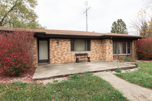 view of front of home featuring a patio