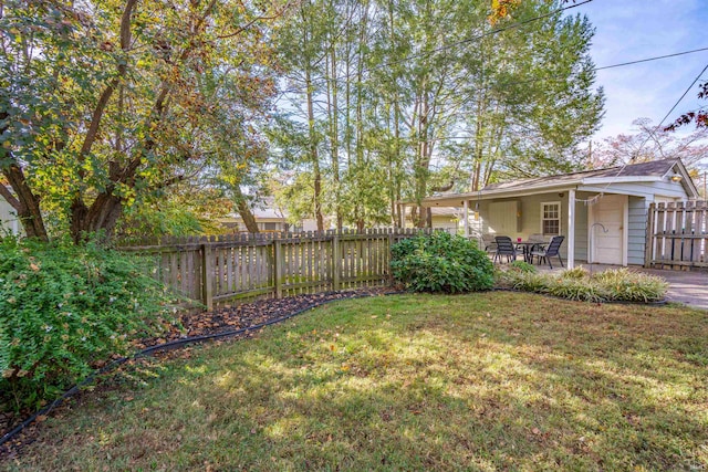 view of yard with a patio area