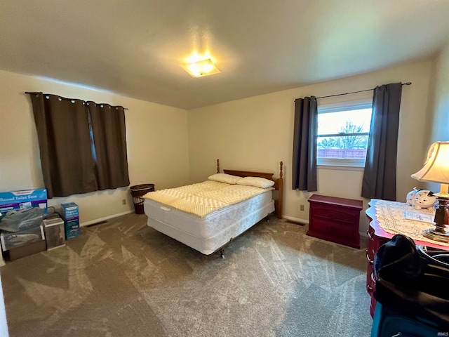 bedroom featuring carpet flooring