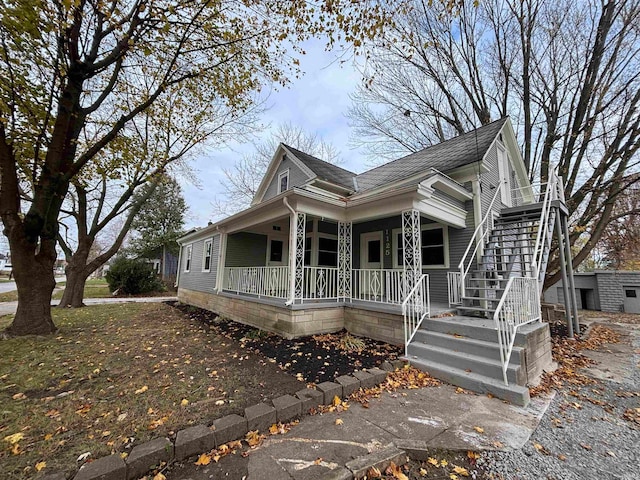 view of front of property with covered porch