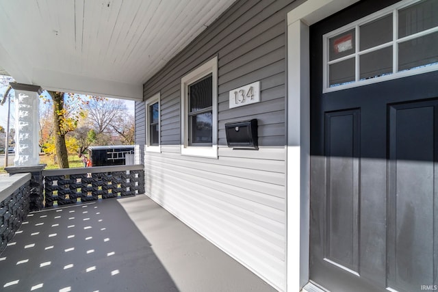 view of patio / terrace featuring covered porch