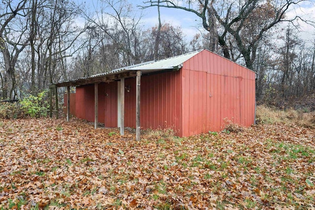 view of outbuilding