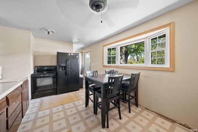 dining area with ceiling fan