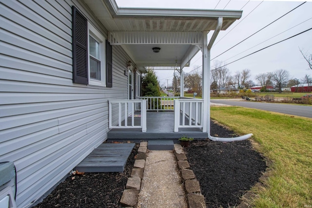 view of patio featuring covered porch