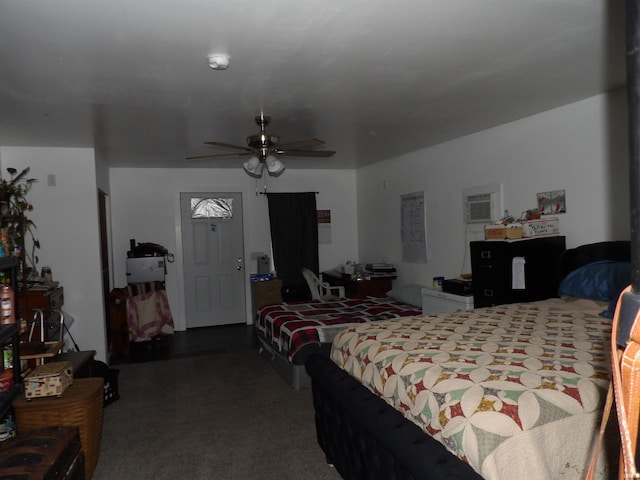 bedroom with carpet flooring and ceiling fan