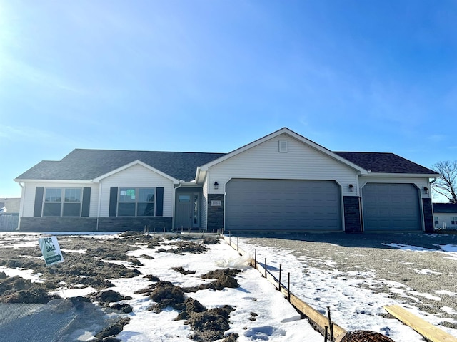 view of front of house featuring a garage