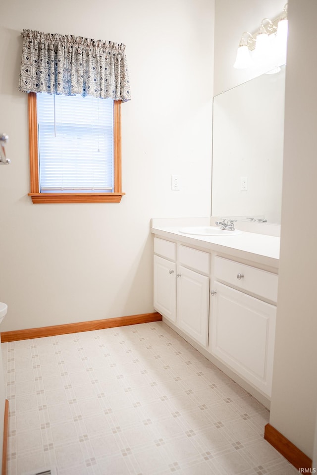 bathroom with vanity