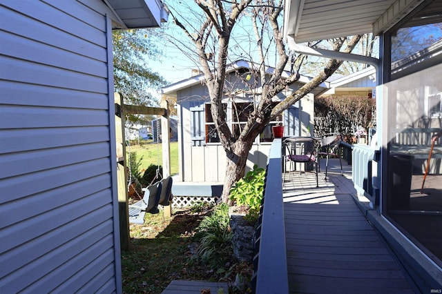 208 Sycamore St, Loogootee, IN 47553 - view of deck