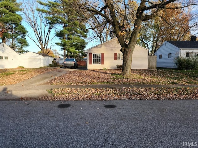 view of front of house