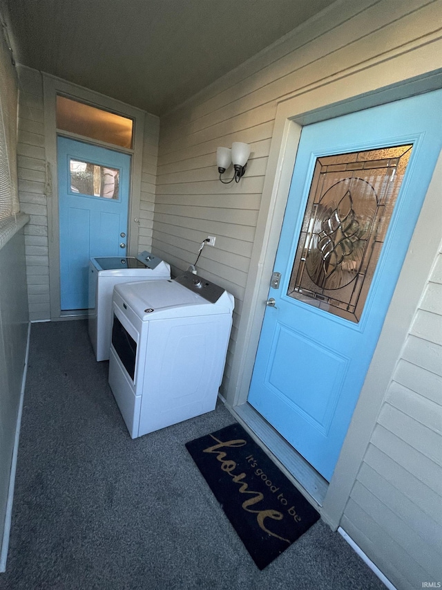 531 E 5th St, Mount Vernon, IN 47620 - property entrance featuring washing machine and dryer