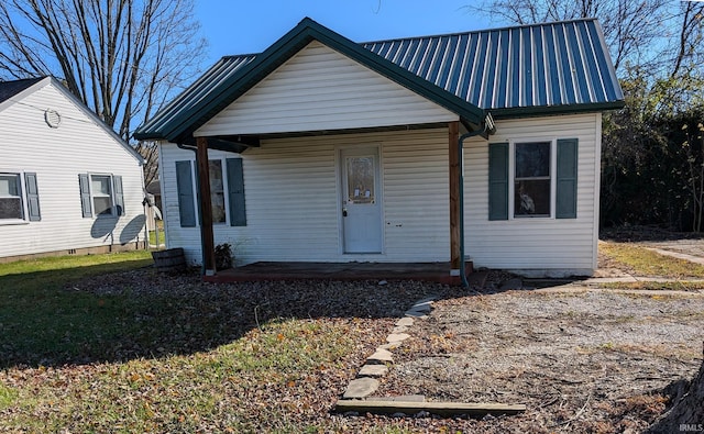 view of front of property with covered porch